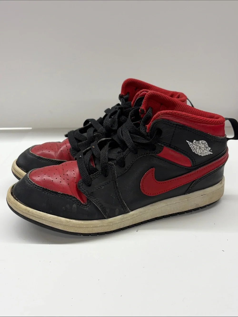 Used Nike Kids High-Top Sneakers Size 3